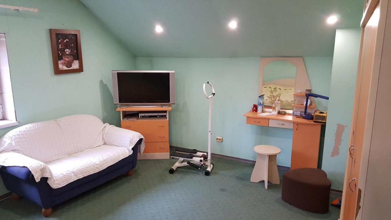Casele Lena Bed and Breakfast Aldesti  Esterno foto